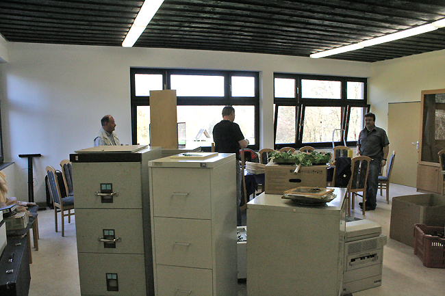 Einr�umaktion im Neuen S�ngerheim