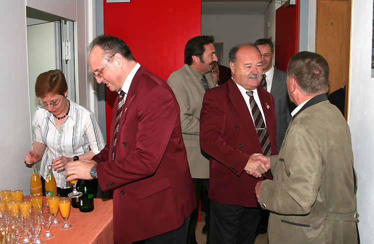 Geburtstag von Alois Janker und Verleihung der Ehrenmitgliedschaft