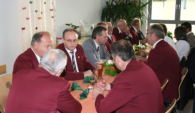 Geburtstag von Alois Janker und Verleihung der Ehrenmitgliedschaft