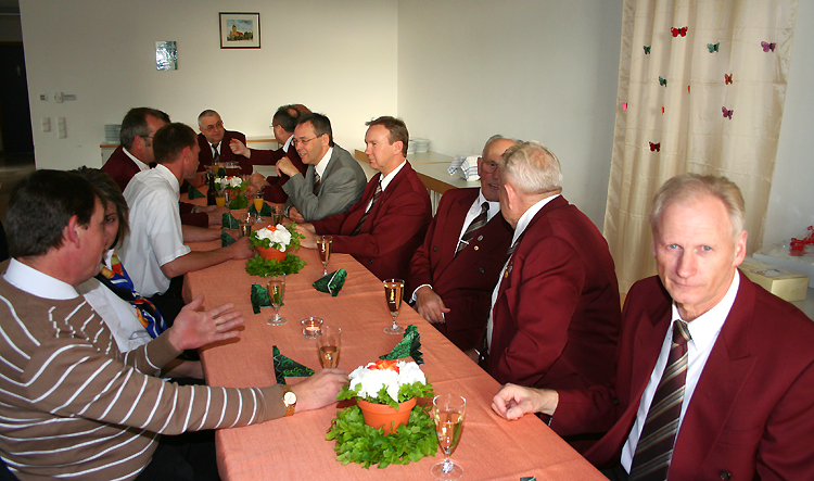 Geburtstag von Alois Janker und Verleihung der Ehrenmitgliedschaft