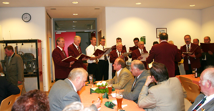 Geburtstag von Alois Janker und Verleihung der Ehrenmitgliedschaft