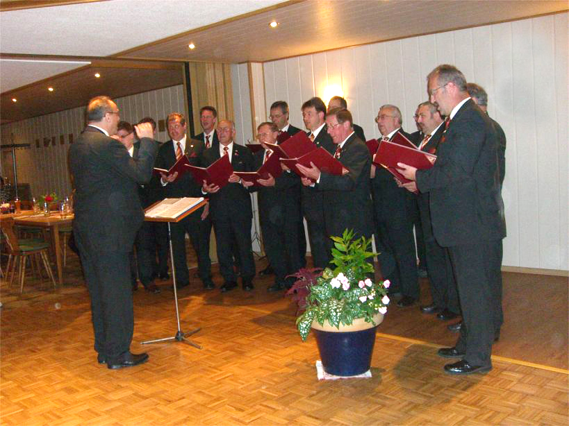 Sommersingen der Singgemeinschaft Pettenreuth-Hauzendorf in Erlbach 2010