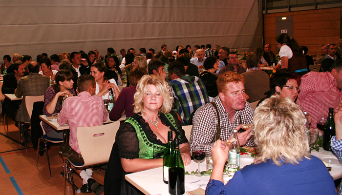 12. Weinfest des MGV Wald