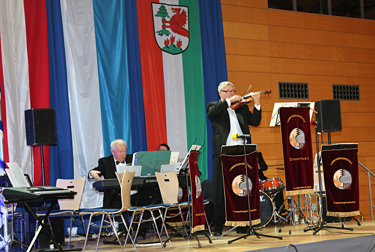 65 Jahre MGV mit Benefizkonzert 2015