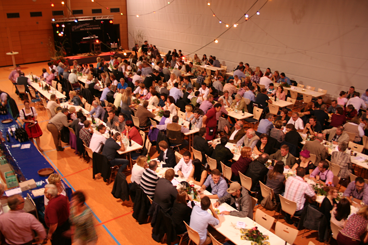 13. Weinfest MGV Wald