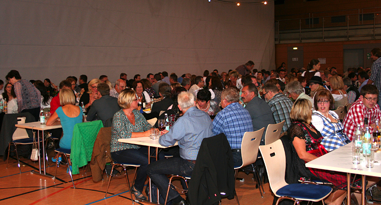 13. Weinfest MGV Wald