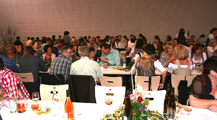 13. Weinfest MGV Wald