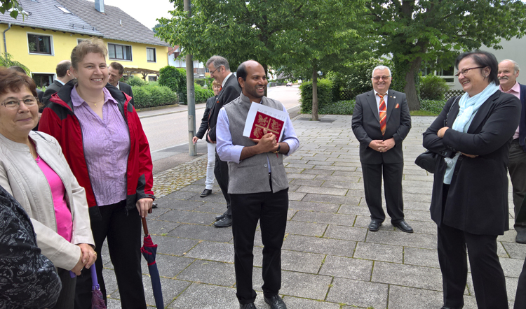 Gottesdienstgestaltung bei Pfarrer Antony in Kelheimwinzer