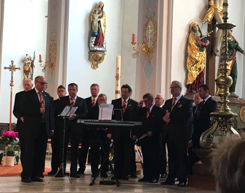 Kirchengestaltung in Deggendorf bei Pfr. Neidl