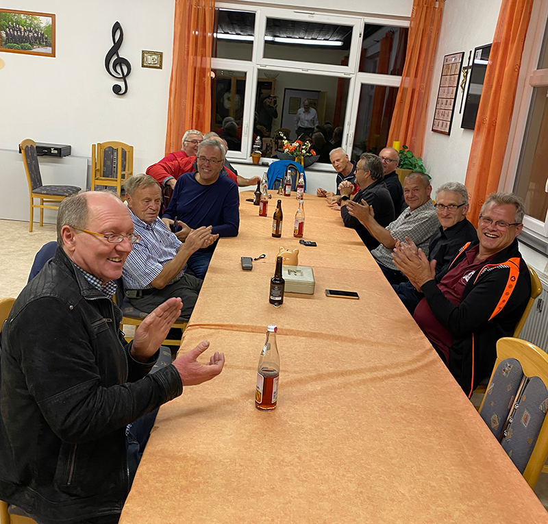 Geb Manfred Hornauer