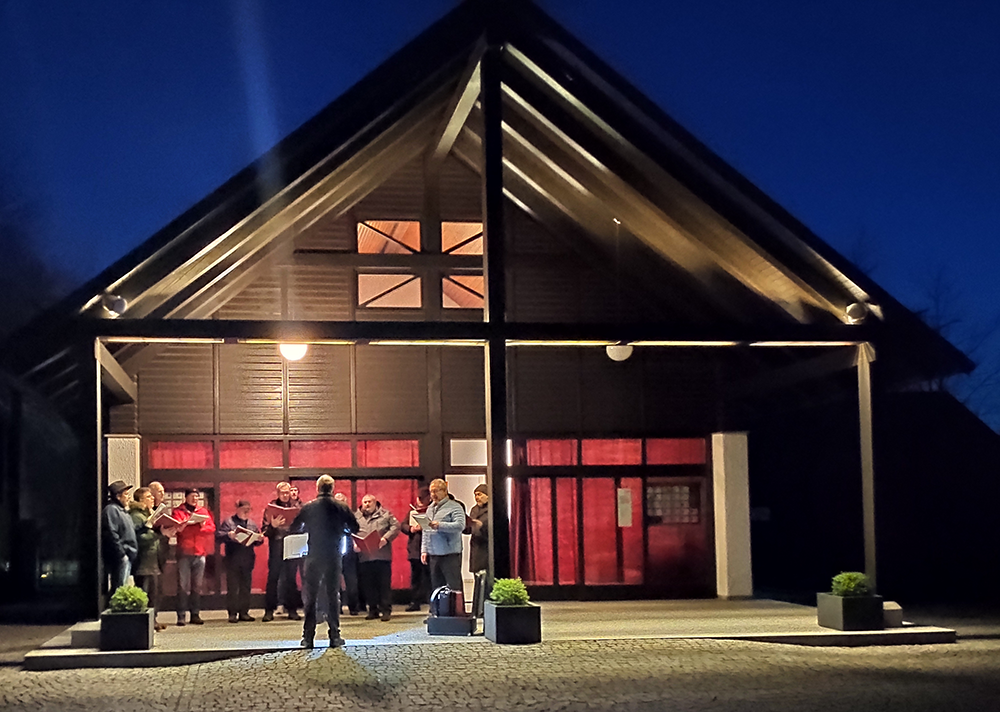 Neujahrssingen am Friedhof 23