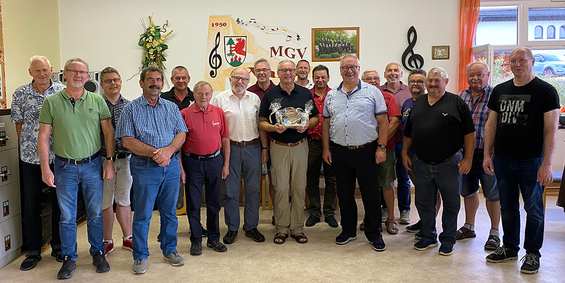 70. Geburtstag von Chorleiter und Ehrenmitglied Rudi Zimmerer