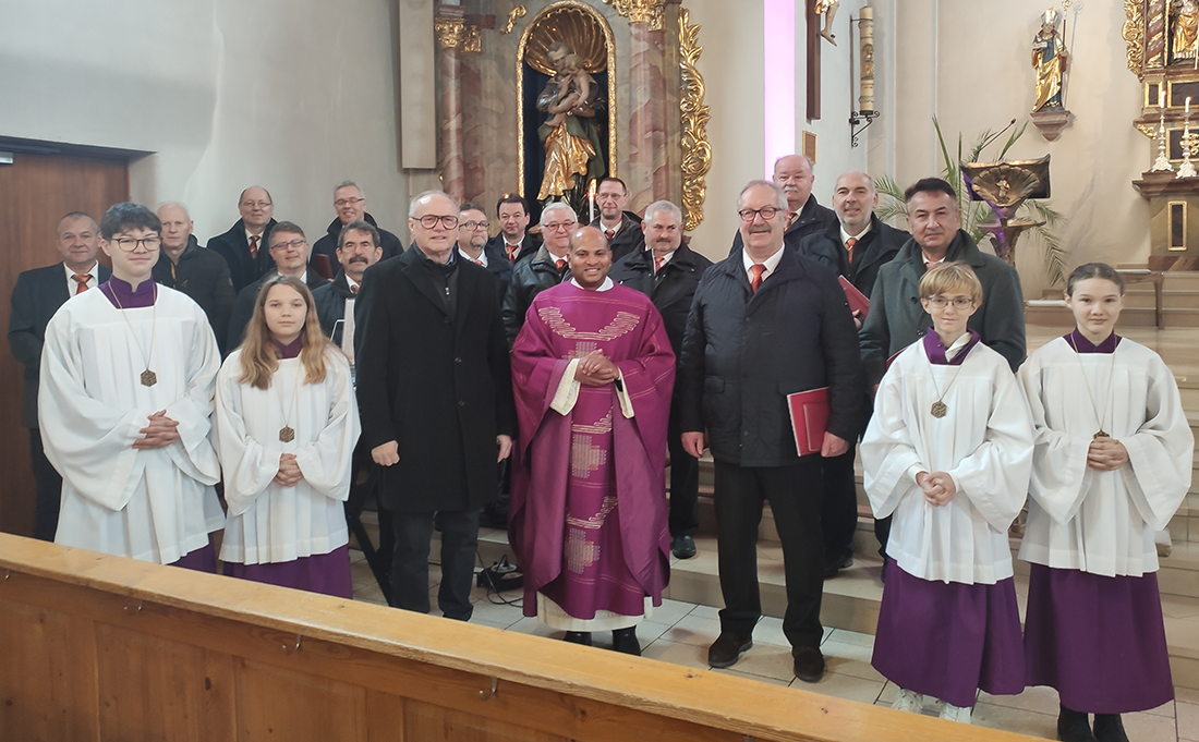 MGV Wald bei Pfarrer Antonie in Kehlheim Winzer