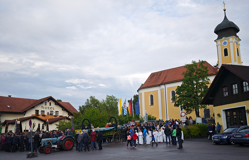MGV Wald - Einzug der Vereine zum Pfingstfest in Hetzenbach 25