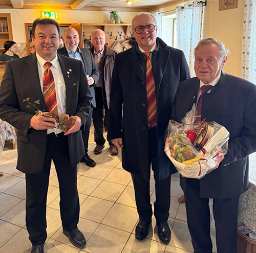 MGV Wald - 85. Geburtstag von Fritz Stuber