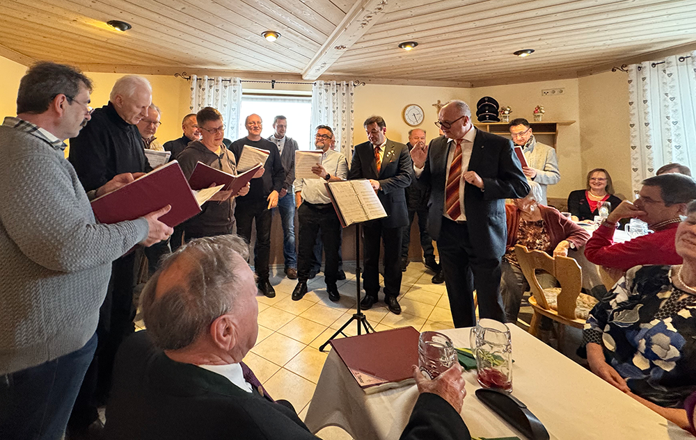 MGV Wald - 85. Geburtstag von Fritz Stuber