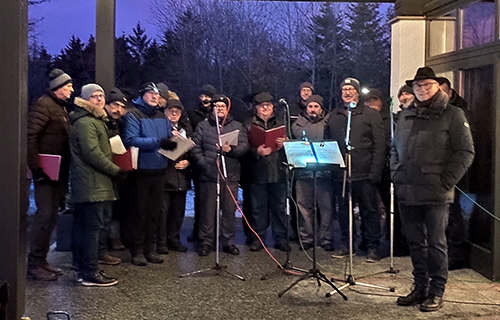 MGV Wald - Weihnachtliches Neujahrssingen am Friedhof - Auftakt zu 75 Jahre MGV Wald
